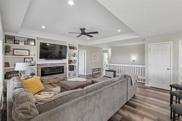 831 Heartland Court, Fairfax, IA 52228