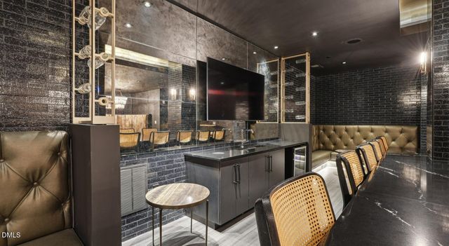 625 S Elliott Road B2l, Chapel Hill, NC 27517