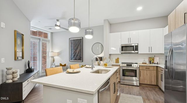 625 S Elliott Road B2l, Chapel Hill, NC 27517