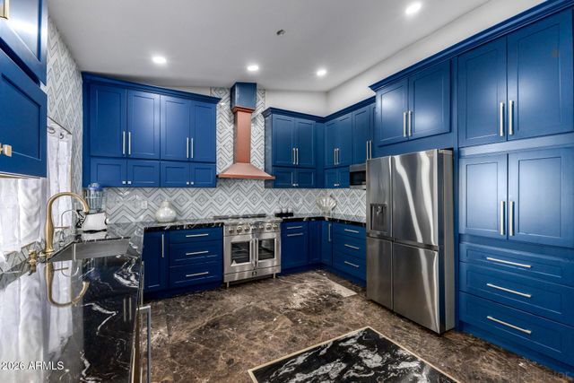 6625 W SWEETWATER Avenue, Glendale, AZ 85304