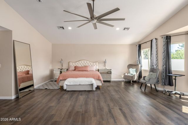 6625 W SWEETWATER Avenue, Glendale, AZ 85304