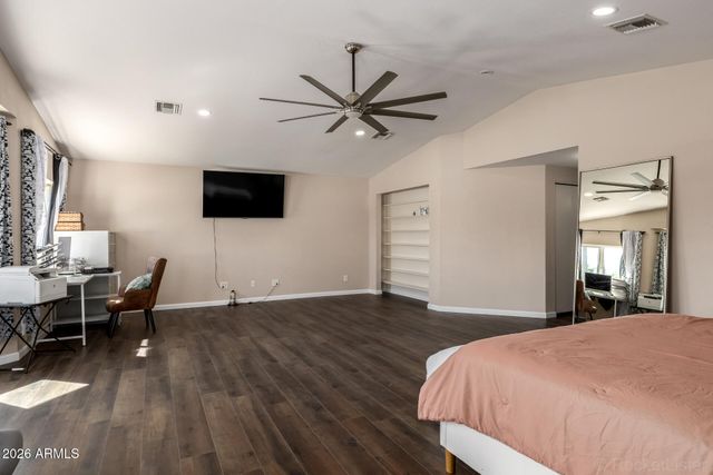 6625 W SWEETWATER Avenue, Glendale, AZ 85304