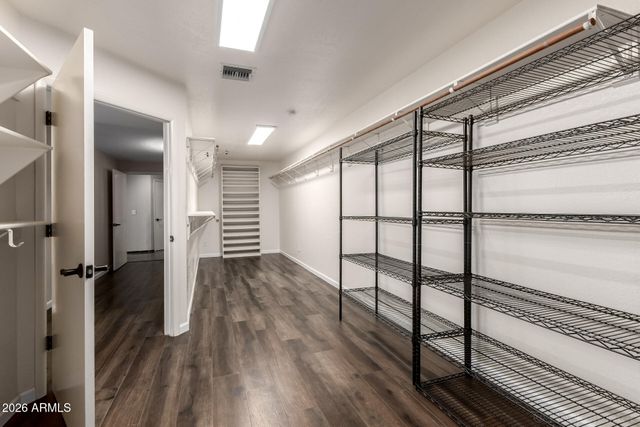 6625 W SWEETWATER Avenue, Glendale, AZ 85304