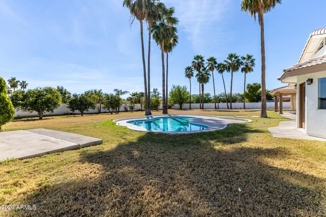 6625 W SWEETWATER Avenue, Glendale, AZ 85304