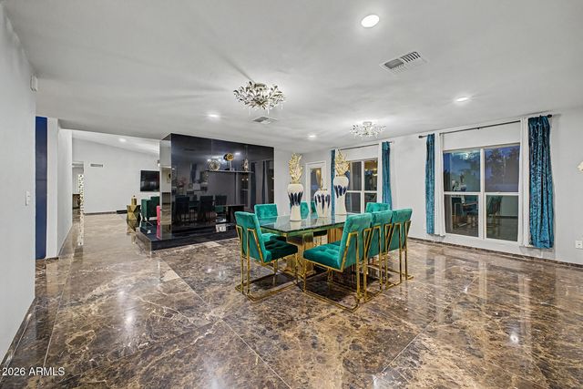 6625 W SWEETWATER Avenue, Glendale, AZ 85304