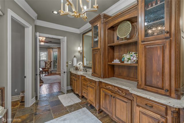 38 Golf Club Drive, Haughton, LA 71037