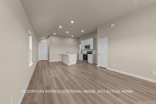 4247 Winston Way, New Braunfels, TX 78130