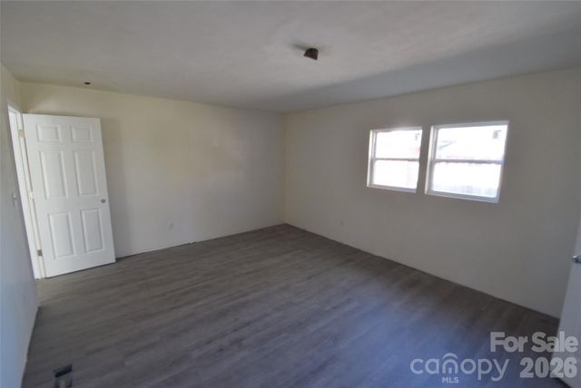 2546 Amber Crest Drive, Gastonia, NC 28052