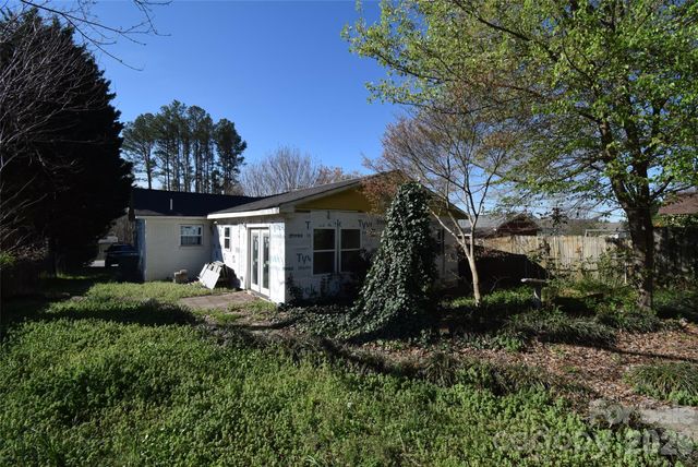 2546 Amber Crest Drive, Gastonia, NC 28052