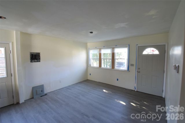 2546 Amber Crest Drive, Gastonia, NC 28052