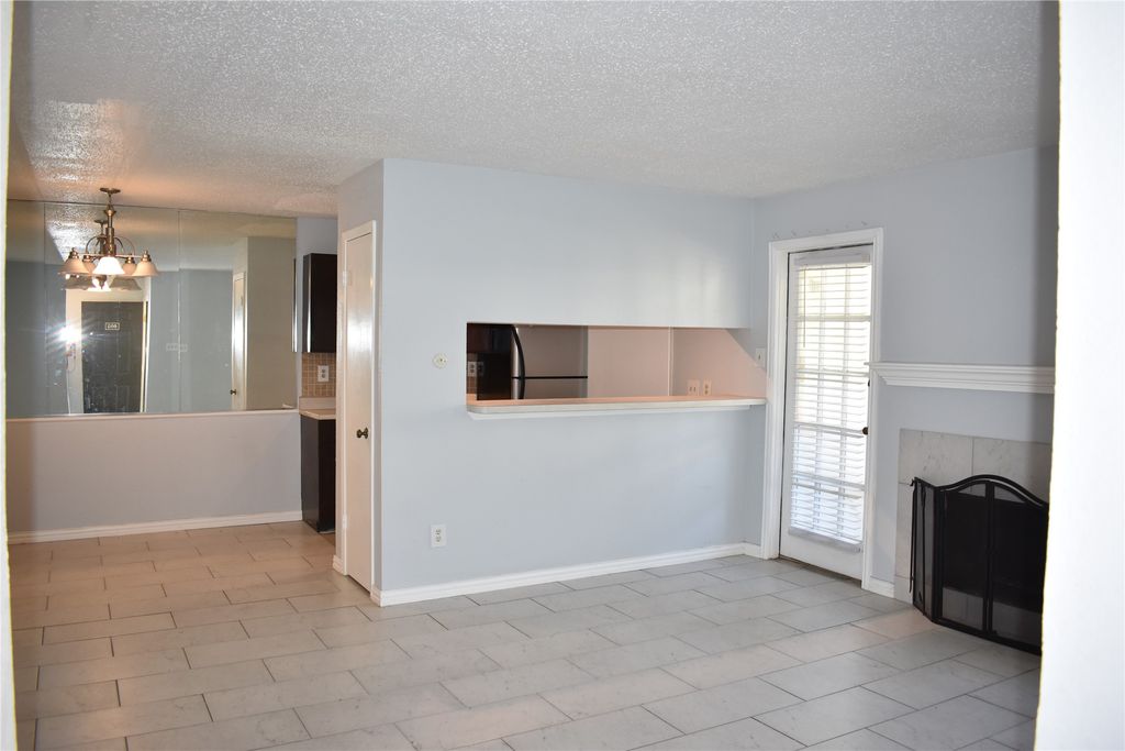 5981 Arapaho Road 603, Dallas, TX 75248