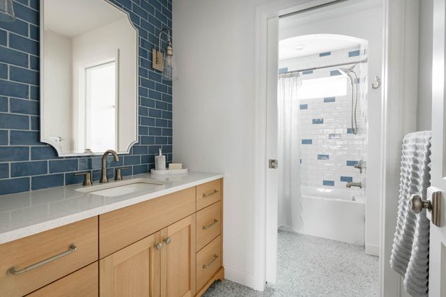 4032 Salem Avenue, Saint Louis Park, MN 55416