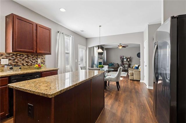 78 Valley Brook Court, Dallas, GA 30132