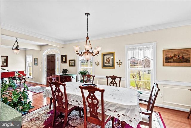 8032 MEADOWLAND DR, Locust Grove, VA 22508