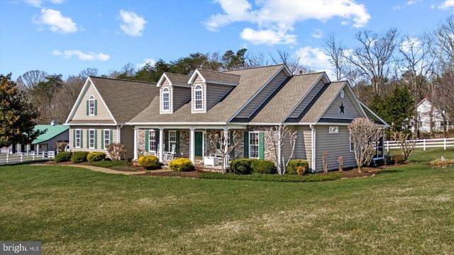 8032 MEADOWLAND DR, Locust Grove, VA 22508