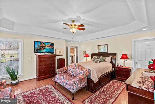 8032 MEADOWLAND DR, Locust Grove, VA 22508