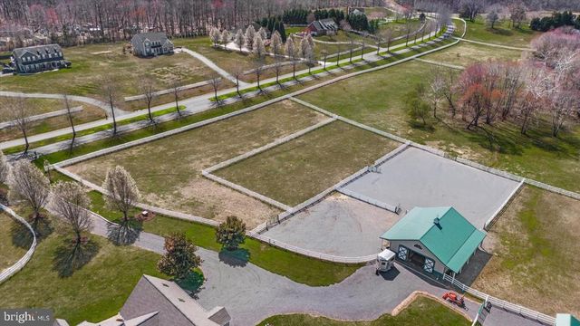 8032 MEADOWLAND DR, Locust Grove, VA 22508