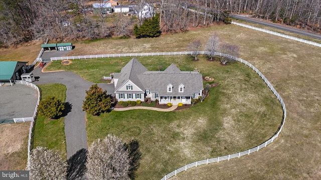 8032 MEADOWLAND DR, Locust Grove, VA 22508