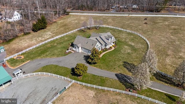 8032 MEADOWLAND DR, Locust Grove, VA 22508