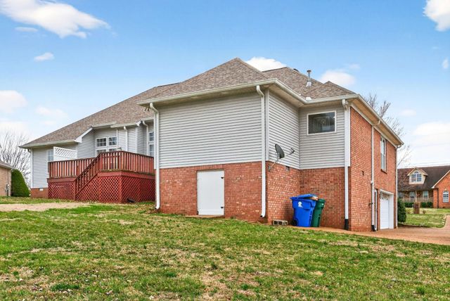 112 Covington Bend, White House, TN 37188