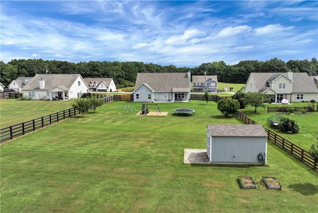 1215 Foster Road, Statham, GA 30666