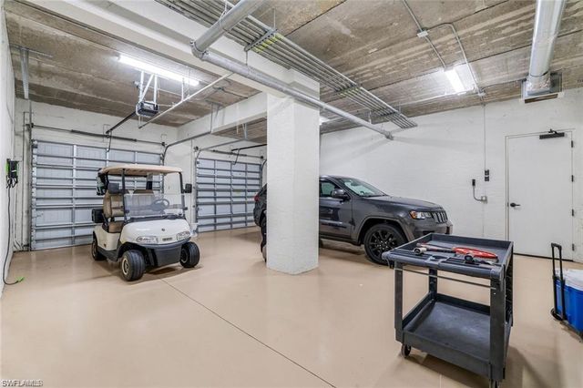 16374 Viansa WAY # 5302, Naples, FL 34110