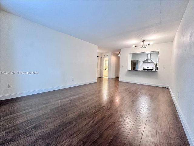 9974 SW 88th St 1016, Miami, FL 33176