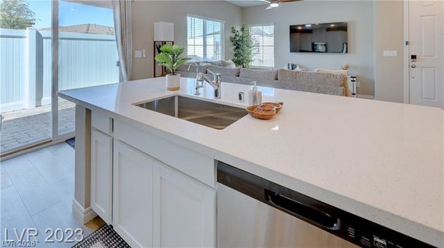 226 Callen Falls Avenue 1314, Henderson, NV 89011
