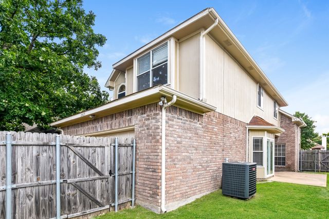 2425 Ithaca Drive, Mesquite, TX 75181