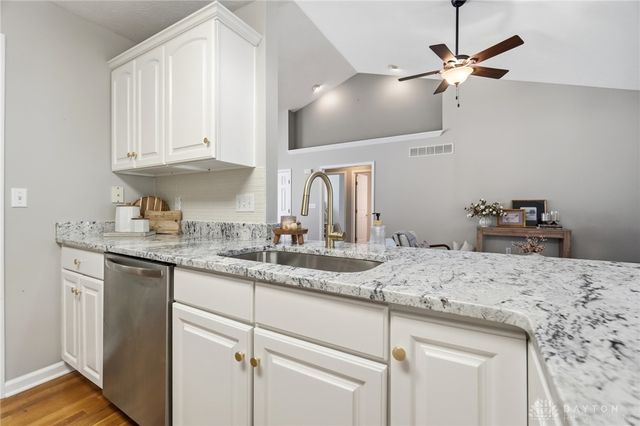 55 Antrim Dells, Springboro, OH 45066