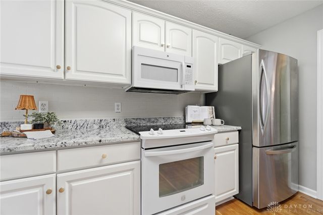 55 Antrim Dells, Springboro, OH 45066