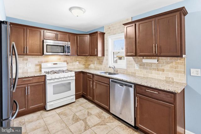 151 UNEXPECTED RD, Newfield, NJ 08344