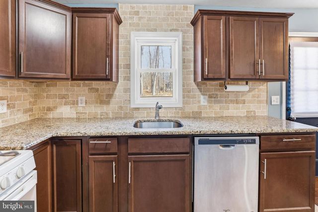 151 UNEXPECTED RD, Newfield, NJ 08344