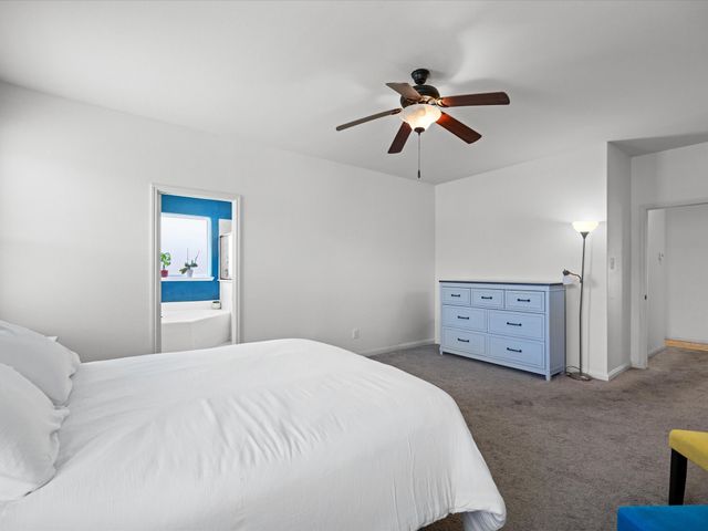 406 Lake Street, Red Oak, TX 75154