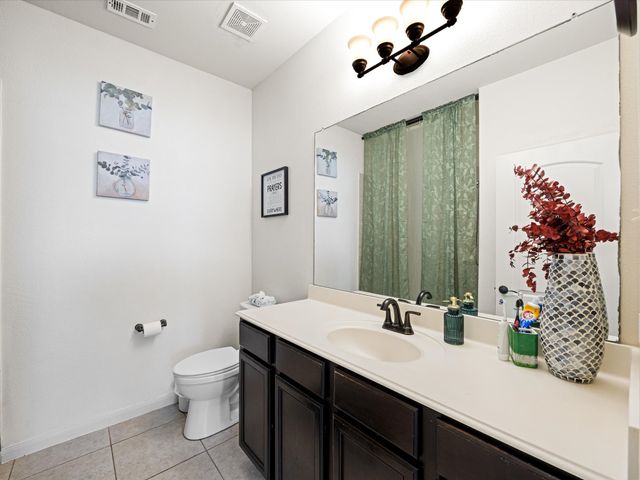 406 Lake Street, Red Oak, TX 75154
