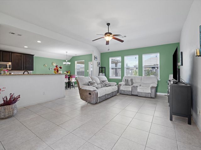 406 Lake Street, Red Oak, TX 75154