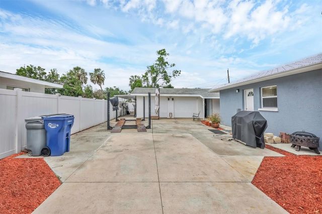 2715 52ND AVENUE TERRACE W, Bradenton, FL 34207