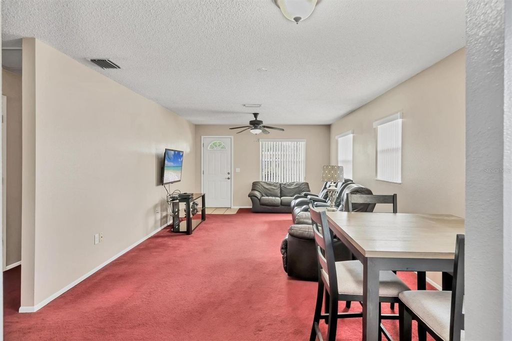 Image 4 of property listing at 2715 52ND AVENUE TERRACE W, Bradenton, FL 34207