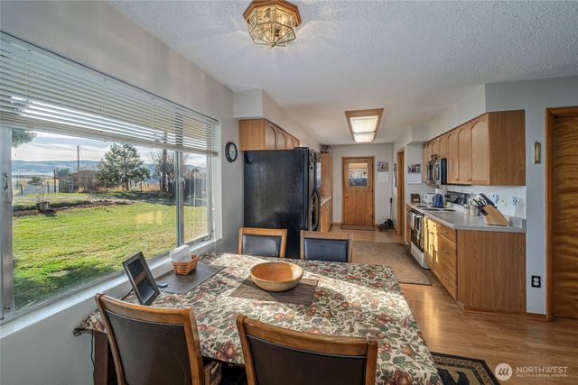 712 E Birch, Waterville, WA 98858