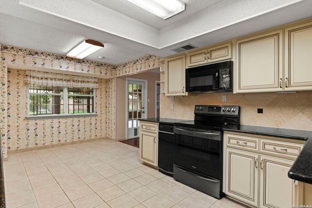 2031 Oak Vista, San Antonio, TX 78232