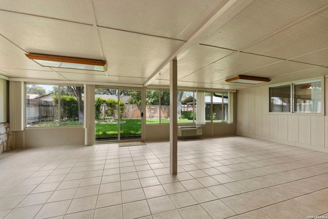 2031 Oak Vista, San Antonio, TX 78232