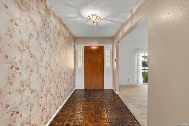 2031 Oak Vista, San Antonio, TX 78232