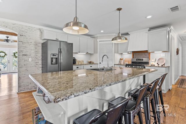 11100 Rhett McConnell Road, Theodore, AL 36582