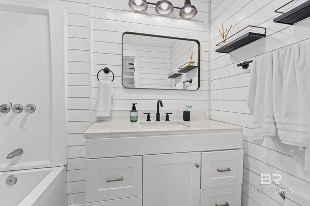 11100 Rhett McConnell Road, Theodore, AL 36582