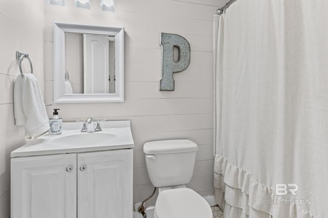 11100 Rhett McConnell Road, Theodore, AL 36582