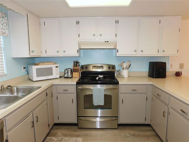 1400 TARPON WOODS BOULEVARD 1-4, Palm Harbor, FL 34685