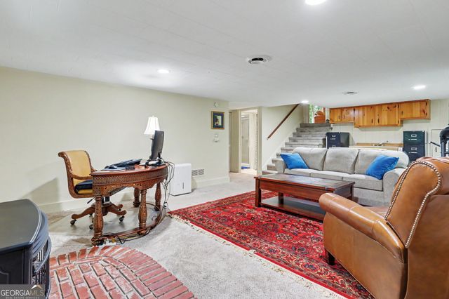 81 Starling Hill Lane, Clayton, GA 30525