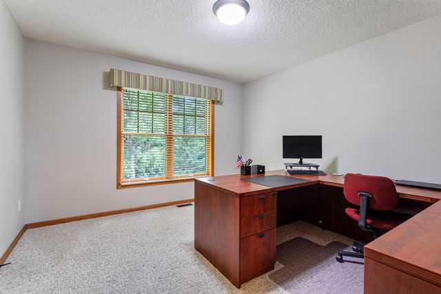 3457 Couchtown Path, Rosemount, MN 55068