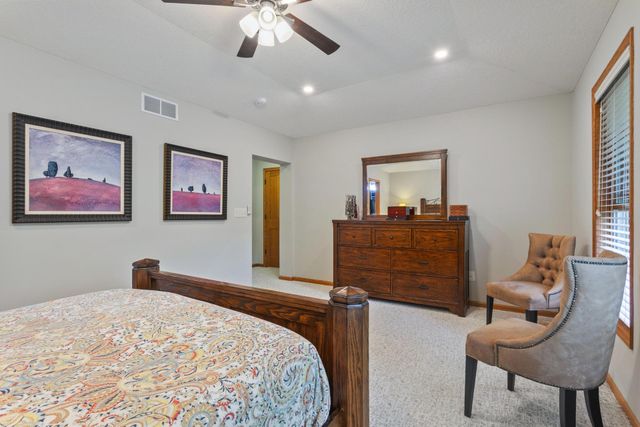 3457 Couchtown Path, Rosemount, MN 55068