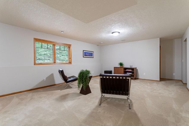 3457 Couchtown Path, Rosemount, MN 55068